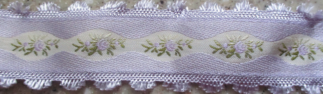 Flowers...Scalloped Panels Lilac
